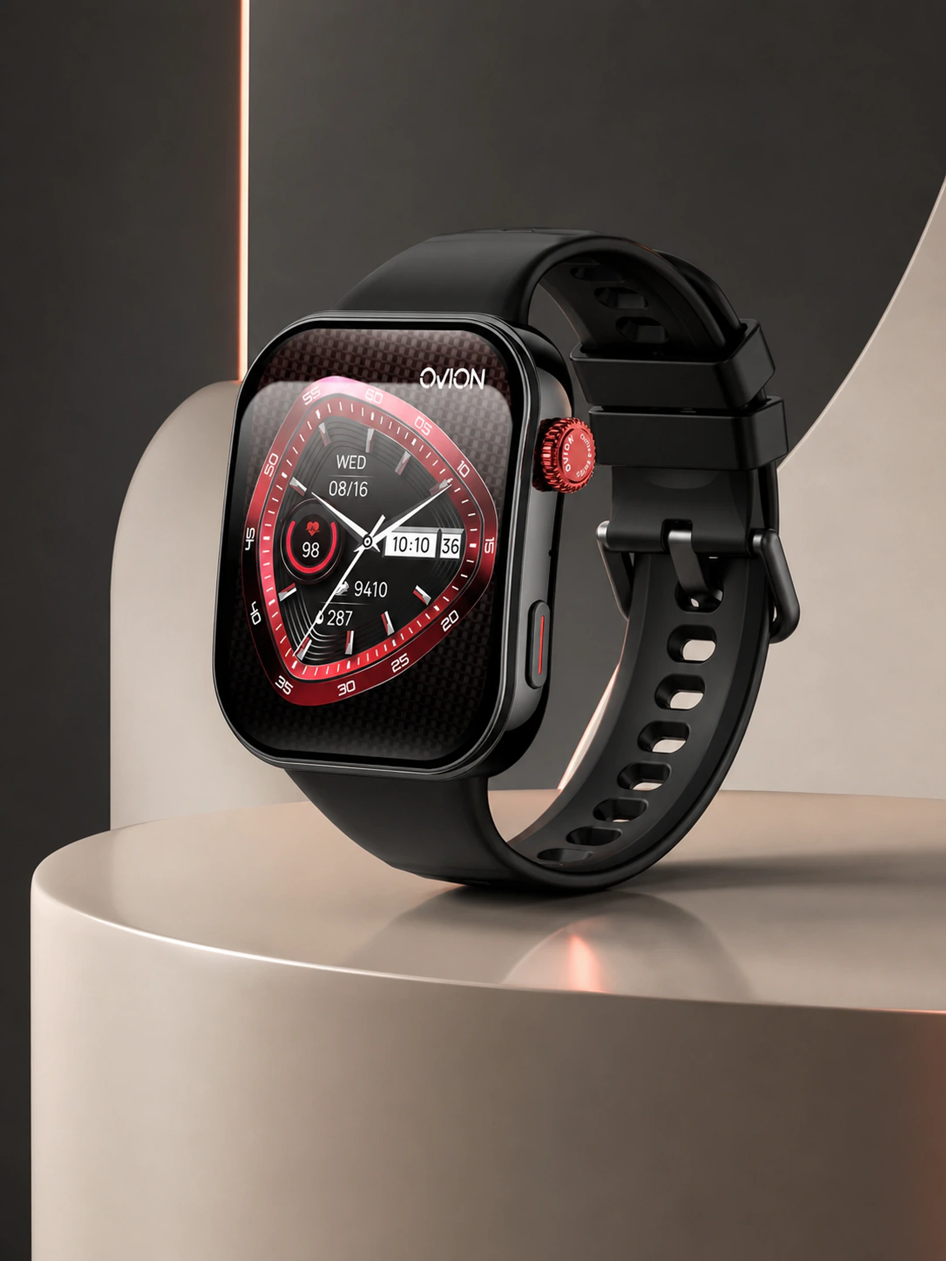 Vio Watch Curved — Every Detail at a Glance.